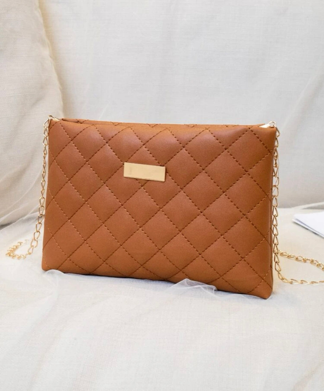 BROWN CLUTCH